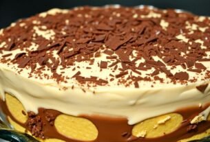 Descubra a deliciosa receita de Pavê de sonho de valsa, uma sobremesa perfeita para qualquer ocasião!